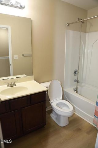 210 Linden Park Lane, Cary, NC 27519