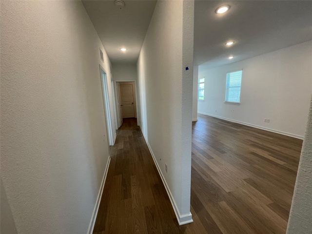 173 Golden Bell WAY, Buda, TX 78610