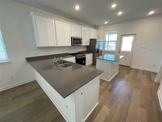 173 Golden Bell WAY, Buda, TX 78610