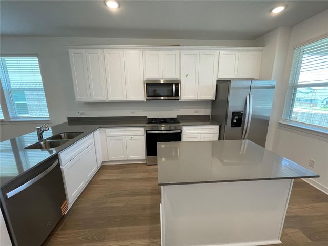 173 Golden Bell WAY, Buda, TX 78610