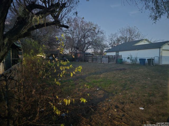 587 MORNINGVIEW DR, San Antonio, TX 78220