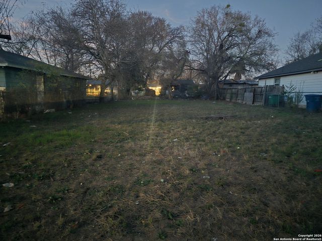587 MORNINGVIEW DR, San Antonio, TX 78220