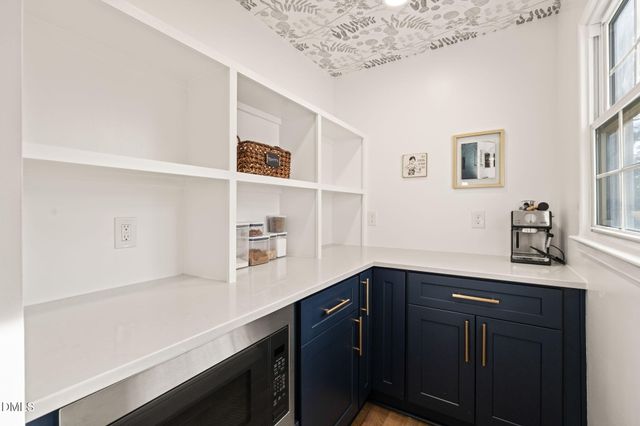 4717 Stonehill Drive, Raleigh, NC 27609