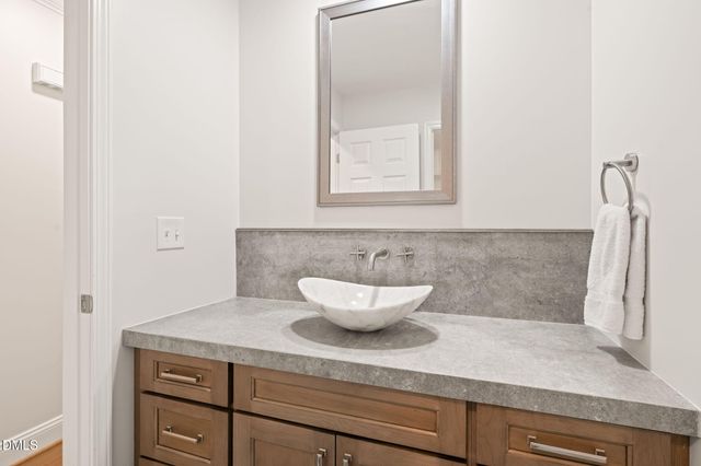 4717 Stonehill Drive, Raleigh, NC 27609