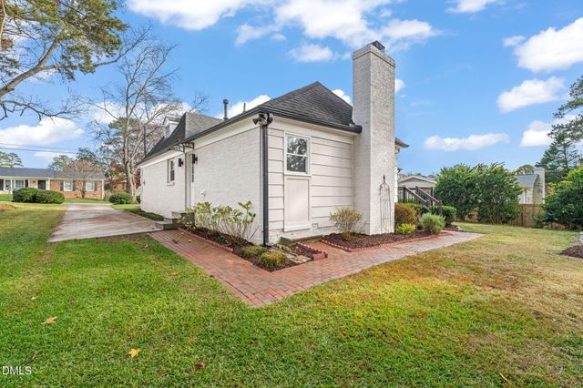 4717 Stonehill Drive, Raleigh, NC 27609