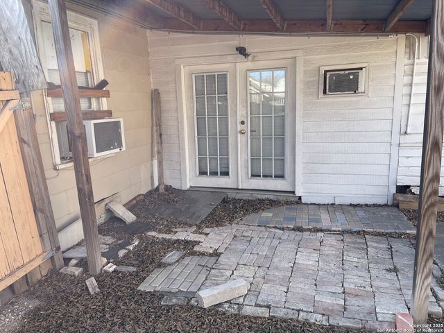 531 W OLMOS DR, San Antonio, TX 78212