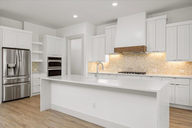 2188 Middlewood Circle, Granbury, TX 76049