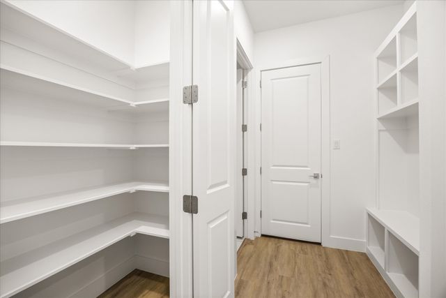 2188 Middlewood Circle, Granbury, TX 76049