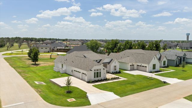 2188 Middlewood Circle, Granbury, TX 76049