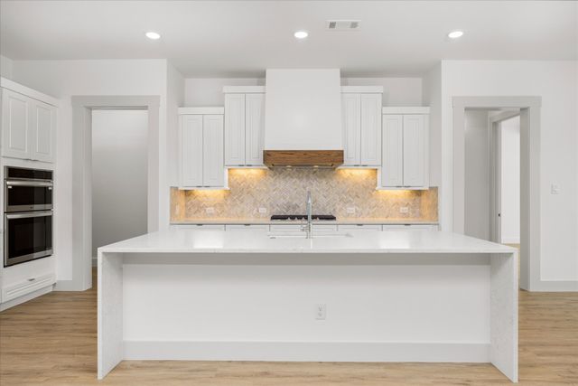 2188 Middlewood Circle, Granbury, TX 76049