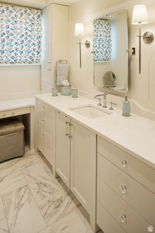 11669 N HIGHLAND DR, Highland, UT 84003