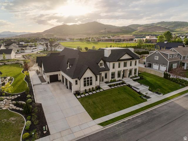 11669 N HIGHLAND DR, Highland, UT 84003