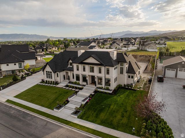11669 N HIGHLAND DR, Highland, UT 84003