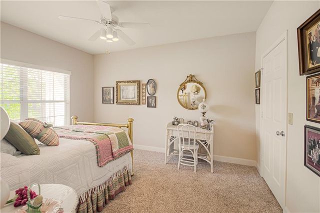 11630 Tomahawk Creek Parkway A, Leawood, KS 66211