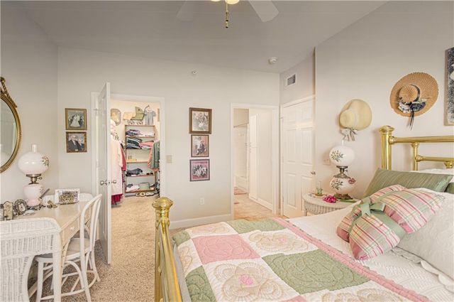 11630 Tomahawk Creek Parkway A, Leawood, KS 66211