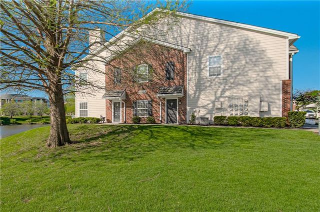 11630 Tomahawk Creek Parkway A, Leawood, KS 66211