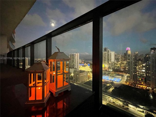 1600 NE 1st Avenue 2909, Miami, FL 33132
