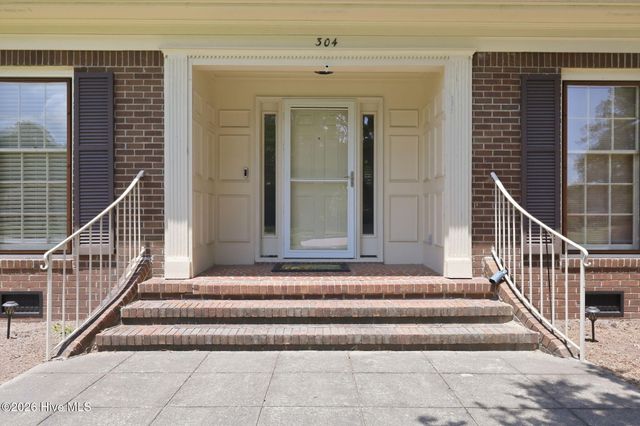304 Lawson Road, Washington, NC 27889