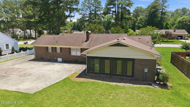 304 Lawson Road, Washington, NC 27889