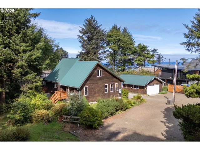 5520 Nw 6TH St, Cape Meares, OR 97141
