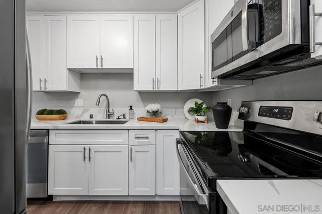 4750 Noyes St 218, San Diego, CA 92109