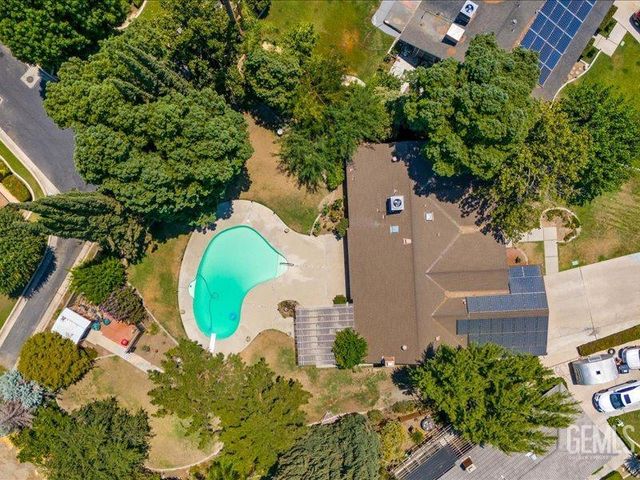 5700 Cochran Drive, Bakersfield, CA 93309