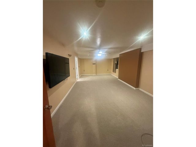985 Depew St, Lakewood, CO 80214