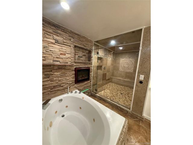 985 Depew St, Lakewood, CO 80214
