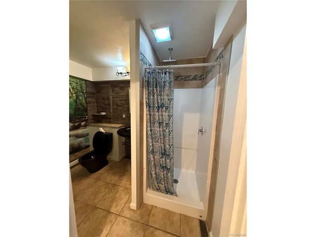 985 Depew St, Lakewood, CO 80214