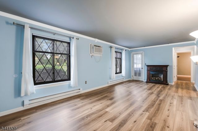 74 Farm Rd E, Hillsborough Twp., NJ 08844