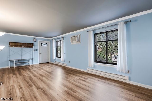 74 Farm Rd E, Hillsborough Twp., NJ 08844