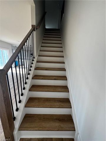 609 Isabel Drive, Lexington, NC 27292