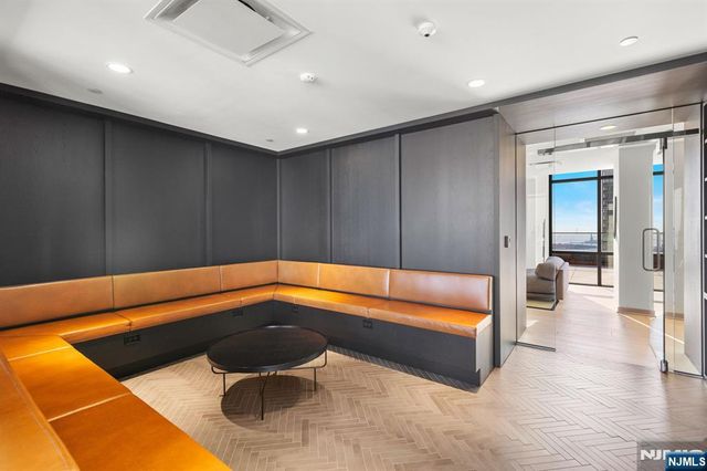 155 Bay Street 808, Jersey City, NJ 07302