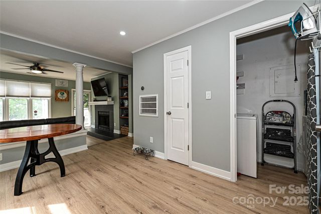 433-68 W 8th Street, Charlotte, NC 28202