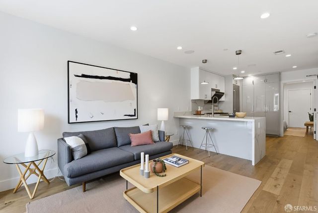 4171 24th Street 201, San Francisco, CA 94114