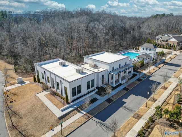 25 Chalkstone Street NW, Huntsville, AL 35806