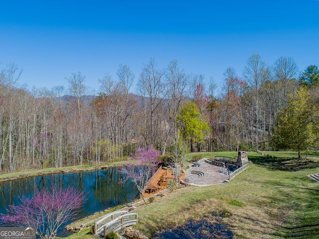 24 Cahill Drive, Andrews, NC 28901