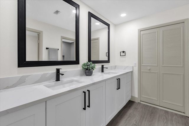 12 HORSEMAN COVE, Longwood, FL 32750