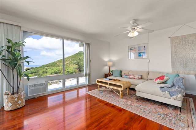 1022 Prospect Street 902B, Honolulu, HI 96822
