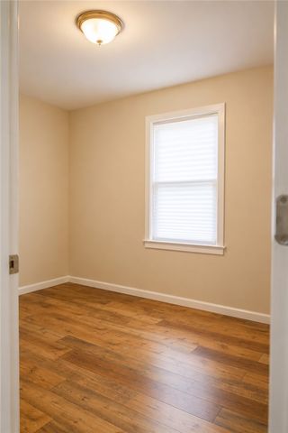 605 Hampton Street, Iva, SC 29655