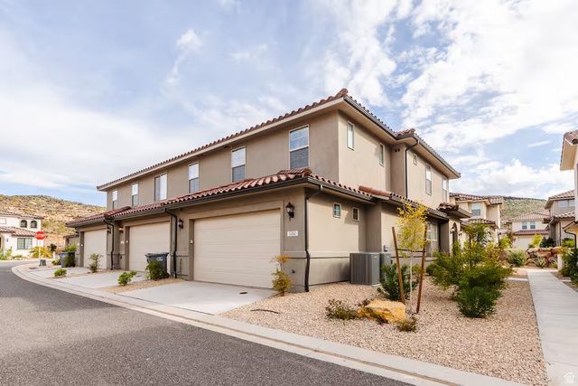 1162 N RIVIERA ALY, Washington, UT 84780