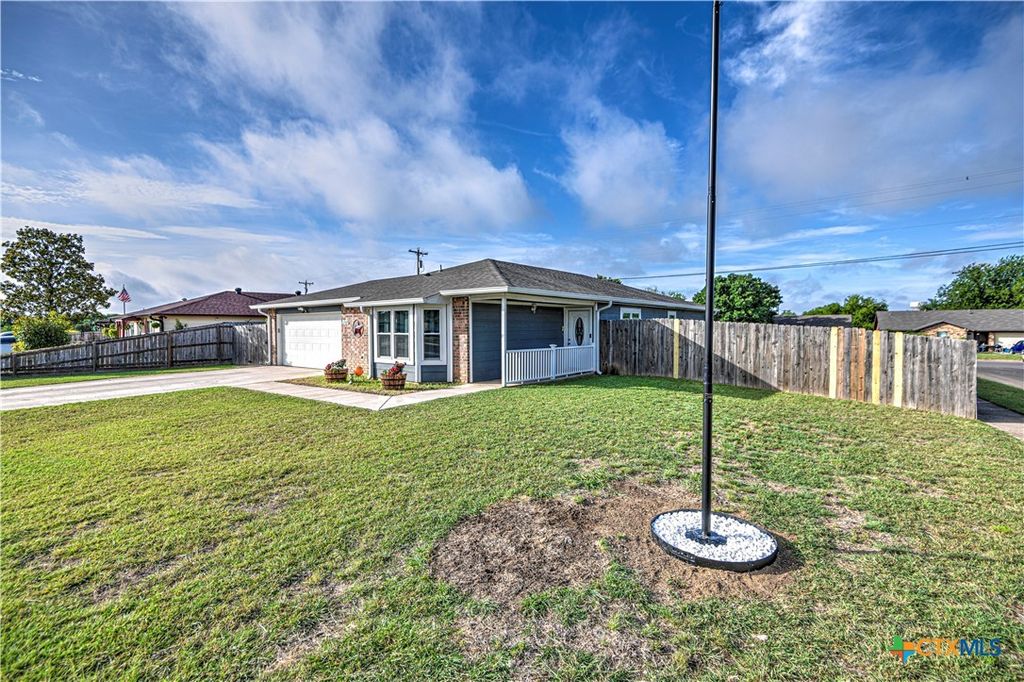 2700 Casey Drive, Killeen, TX 76543