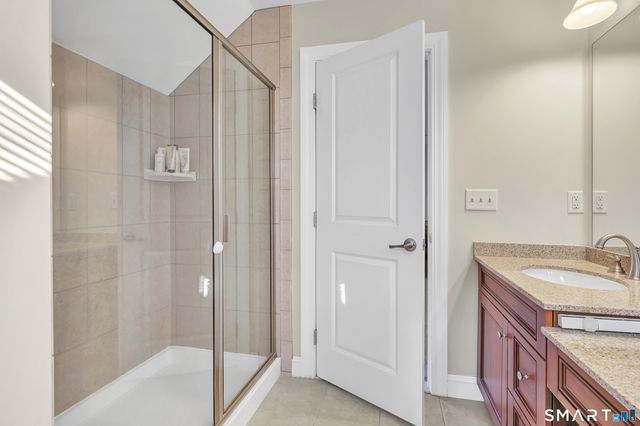 18 Ashwood Circle 18, Shelton, CT 06484