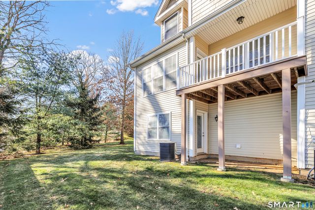 18 Ashwood Circle 18, Shelton, CT 06484