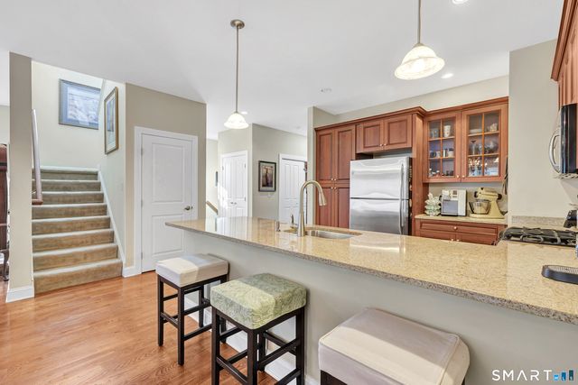 18 Ashwood Circle 18, Shelton, CT 06484