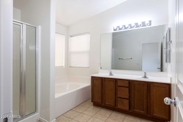 1033 W NINA Drive, Casa Grande, AZ 85122