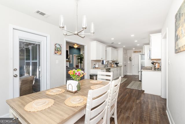 611 Broderick Circle, Warner Robins, GA 31088