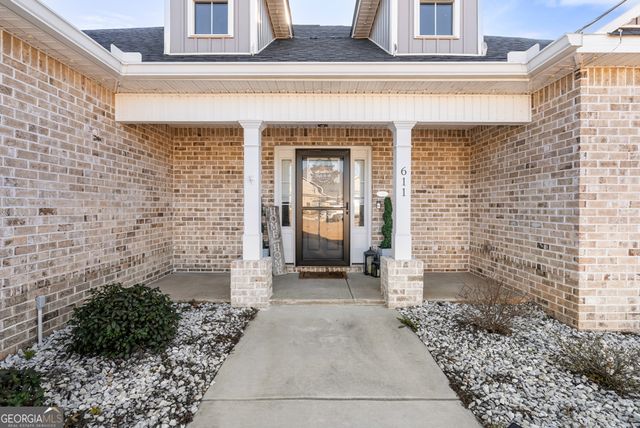 611 Broderick Circle, Warner Robins, GA 31088