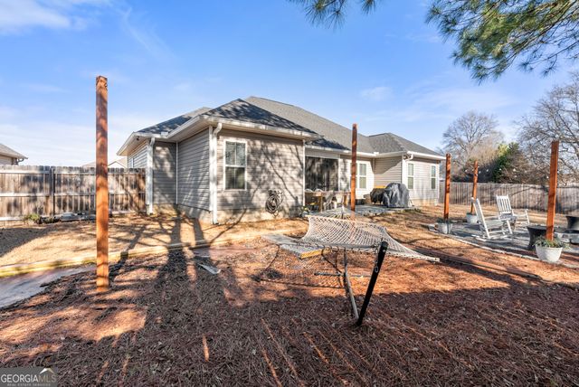 611 Broderick Circle, Warner Robins, GA 31088