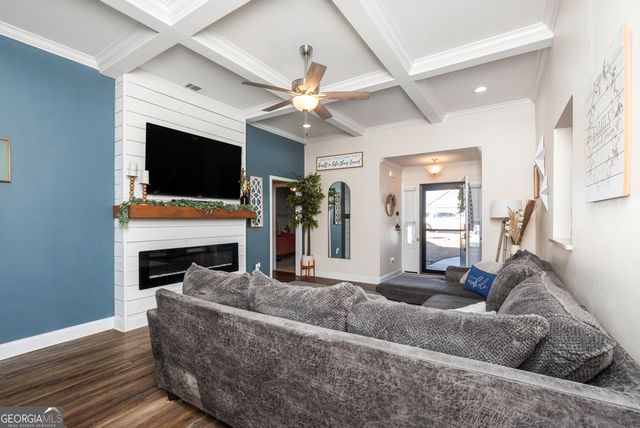 611 Broderick Circle, Warner Robins, GA 31088